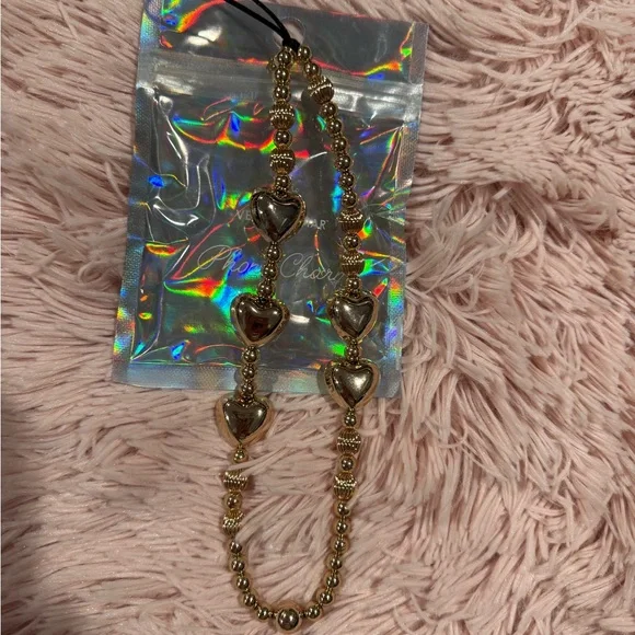 Velvet Caviar Gold Metallic Heart Phone Charm - Picture 6 of 11